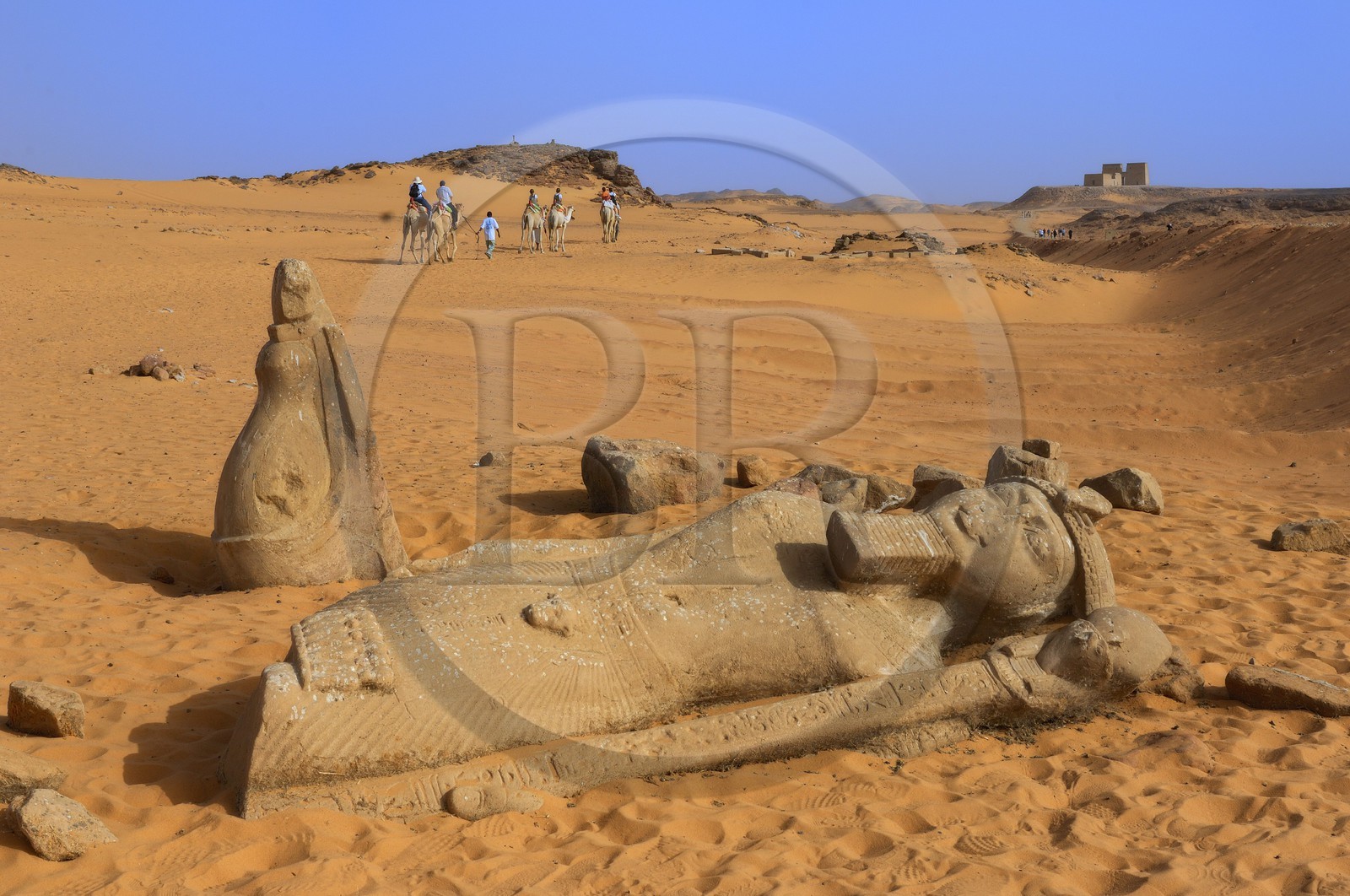 Egypte, Haute Egypte, Lac Nasser, désert de Nubie, temple de Ouadi es-Seboua ou vallée des lions