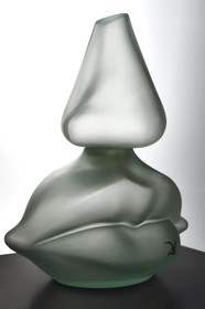 France, Alpes-Maritimes (06), Grasse, Musée International de la Parfumerie, flacon de parfum créé par des artistes, ici par Salvador Dali