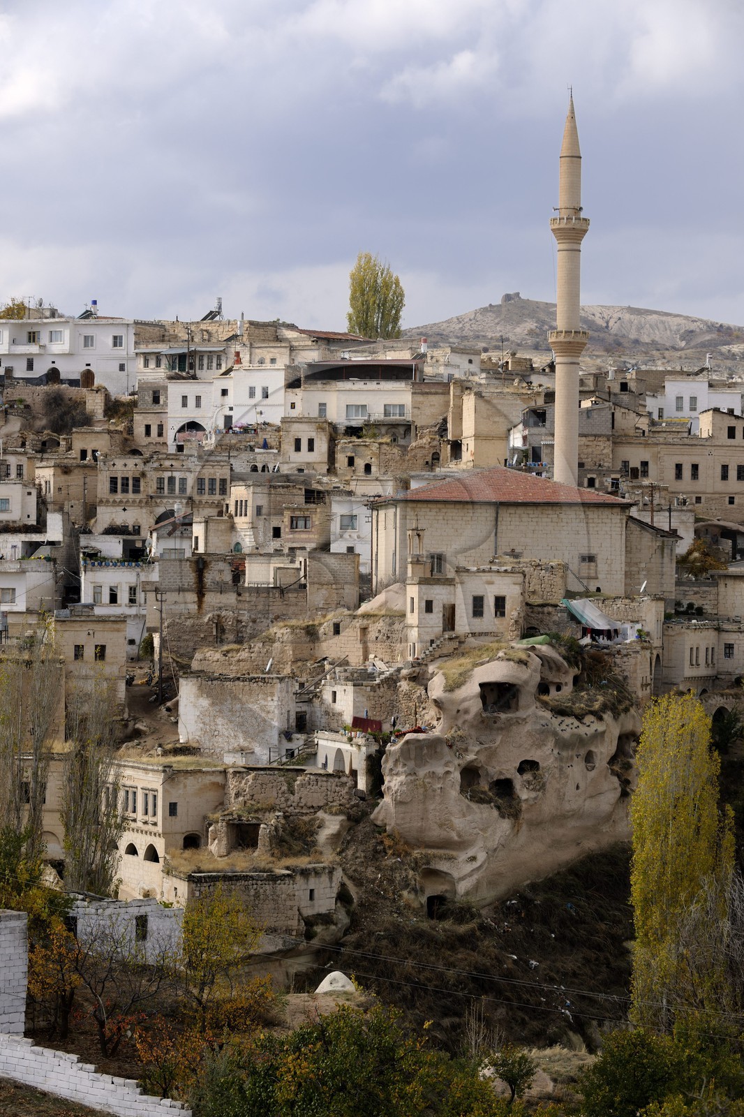 Turquie, Anatolie Centrale, province de Nevsehir, Cappadoce classée Patrimoine Mondial de l'UNESCO, village troglodytique d' Ibrahimpacha (Ibrahimpasa)