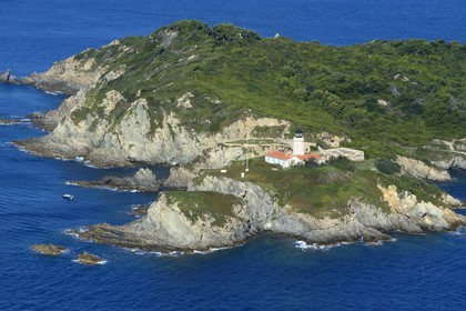 France, Var (83), Hyères, Ile du Grand Ribaud située entre la Presqu'Ile de Giens et l'Ile de Porquerolles (vue aérienne)