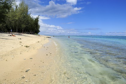 France, île de la Réunion, la Cote Ouest, plage du lagon de Saint-Gilles-Les-Bains à l'Ermitage-les-Bains