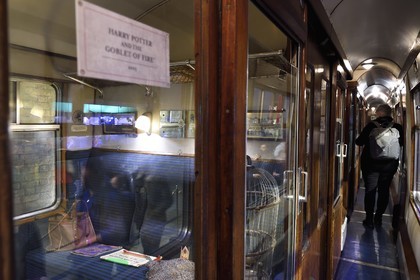 United Kingdom, Hertfordshire, Leavesden, Leavesden Film Studios, Harry Potter Studio Tour London, the scene of the eight Harry Potter movies' making of, the 9¾ platform and the Hogwarts Express train