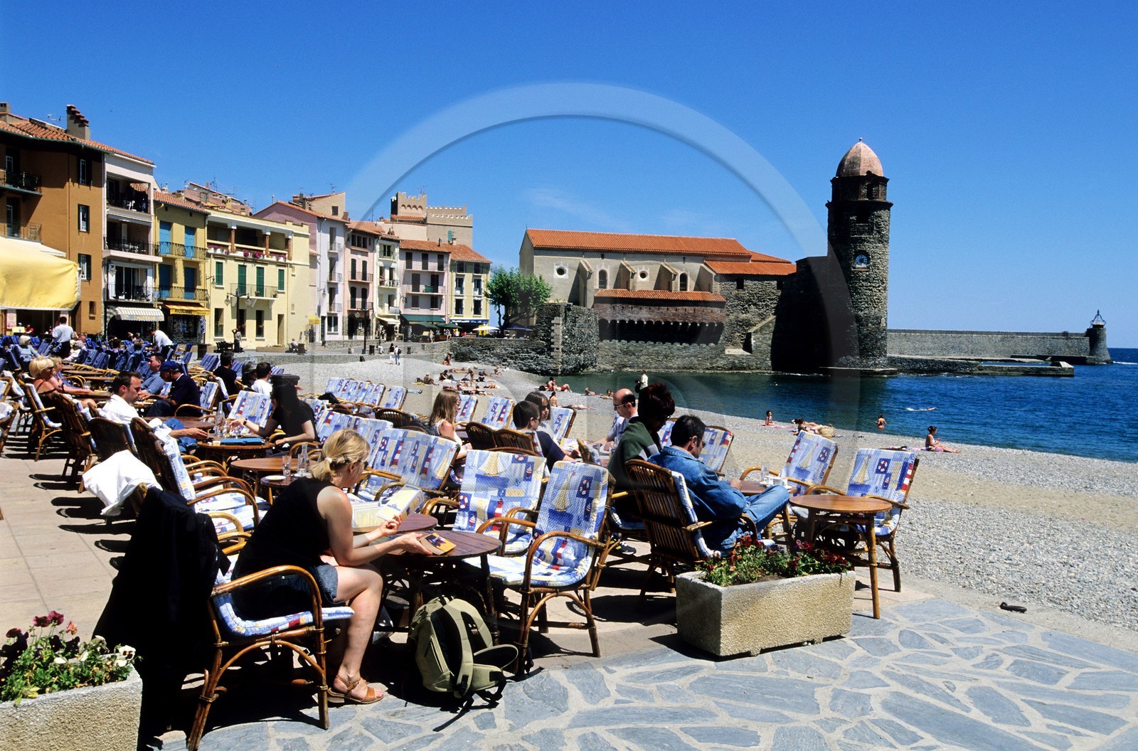 France, Pyrénées-Orientales (66), Collioure, la plage du petit port et Notre-Dame-des-Anges