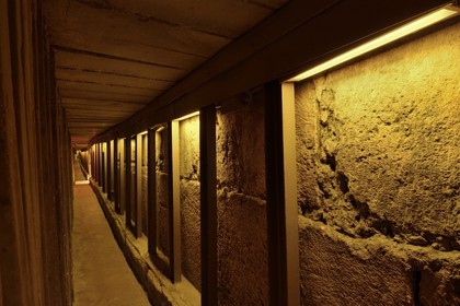 Israel, Jérusalem, ville sainte, vieille-ville classée Patrimoine Mondial de l'UNESCO, souterrain du Kotel qui longe le Mur occidental (original et jamais restauré) faisant partie des murs de soutènement de l'esplanade du Temple construite par Hérode Ier le Grand