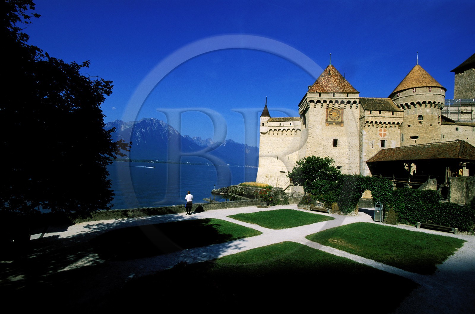 Suisse, région de Vaud, château de Chillon au bord du lac Leman au sud de Montreux
