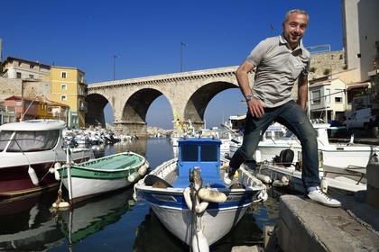 France, Bouches-du-Rhône (13), Marseille, quartier d'Endoume, le Vallon des Auffes, Alexandre Pinna patron des restaurants Chez Fonfon et Chez Jeannot