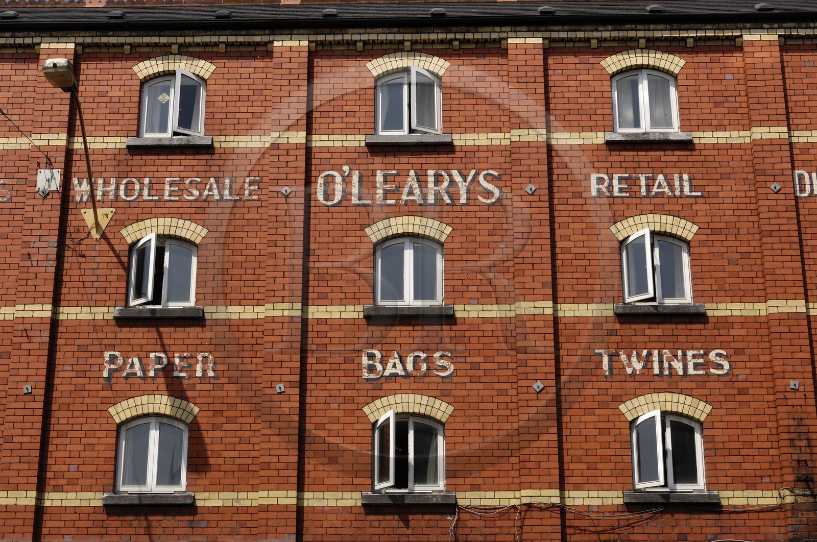 Irlande, Comté de Cork, Cork, facade d'immeuble en brique