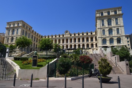 France, Bouches-du-Rhône (13), Marseille, quartier du Panier, l'hôtel Intercontinental et ancien hôtel Dieu (XVIe siècle)