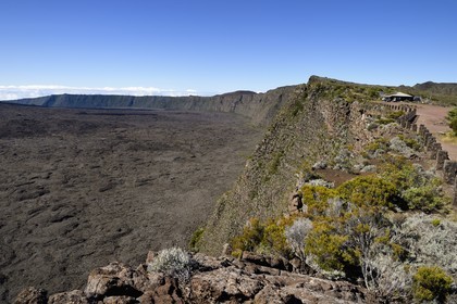 France, Ile de la Reunion, Parc National de la Réunion classé Patrimoine Mondial de l'UNESCO, volcan du Piton de la Fournaise, la caldera vu depuis le Pas de Bellecombe