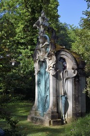 France, Meurthe-et-Moselle (54), Nancy, musée de l'Ecole de Nancy dans l'ancienne propriété d'Eugène Corbin, monument funéraire érigé en 1901 au cimetière de Préville oeuvre de l'architecte Girard et du sculpteur Pierre Roche