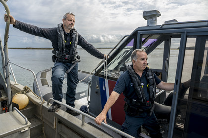 France, Finistère (29), Mer d'Iroise, archipel de Molène, Ile de Quéménès, Fréderic Le Meil patrouille à bord du bateau rapide des affaires maritimes de Brest