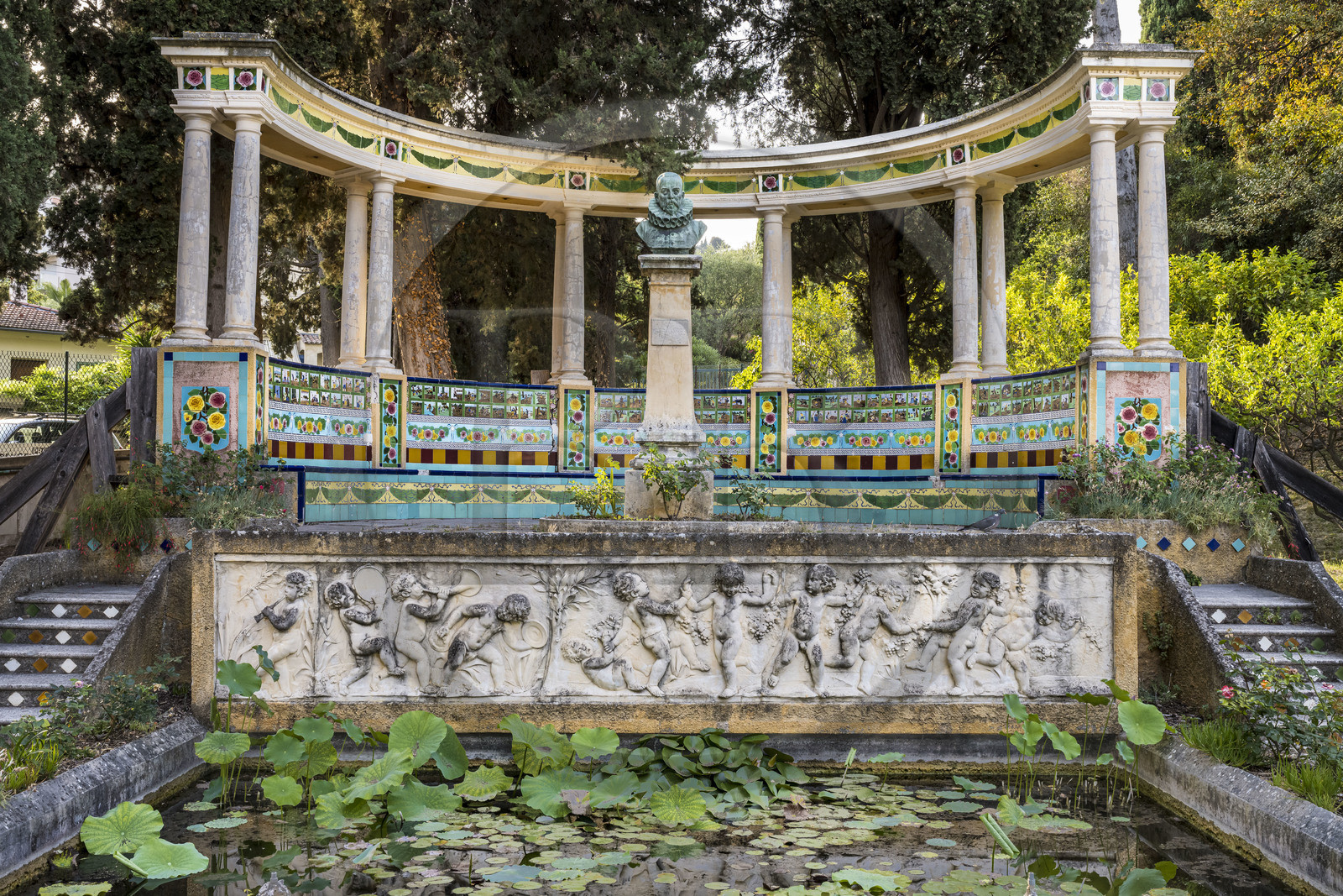 France, Alpes-Maritimes, Menton, Fontana Rosa Garden, Cervantes rotunda, bust of Cervantes and ceramic tiles decorated benches depicting Don Quixote's adventures
