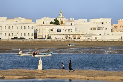 Sultanat d'Oman, gouvernorat de Ash Sharqiyah, ville et port de Sour, le vieux quartier de pêcheurs de Al Ayjah