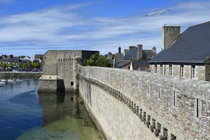 France, Finistère (29), Concarneau, les remparts de la Ville Close