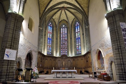 France, Haute-Loire (43), Le Puy-en-Velay, étape classée Patrimoine Mondial de l'UNESCO dans le cadre des chemins de Compostelle, église Saint-Laurent, à droite dans le choeur, le gisant du Connétable Bertrand Du Guesclin dont la tombe contient ses entrailles