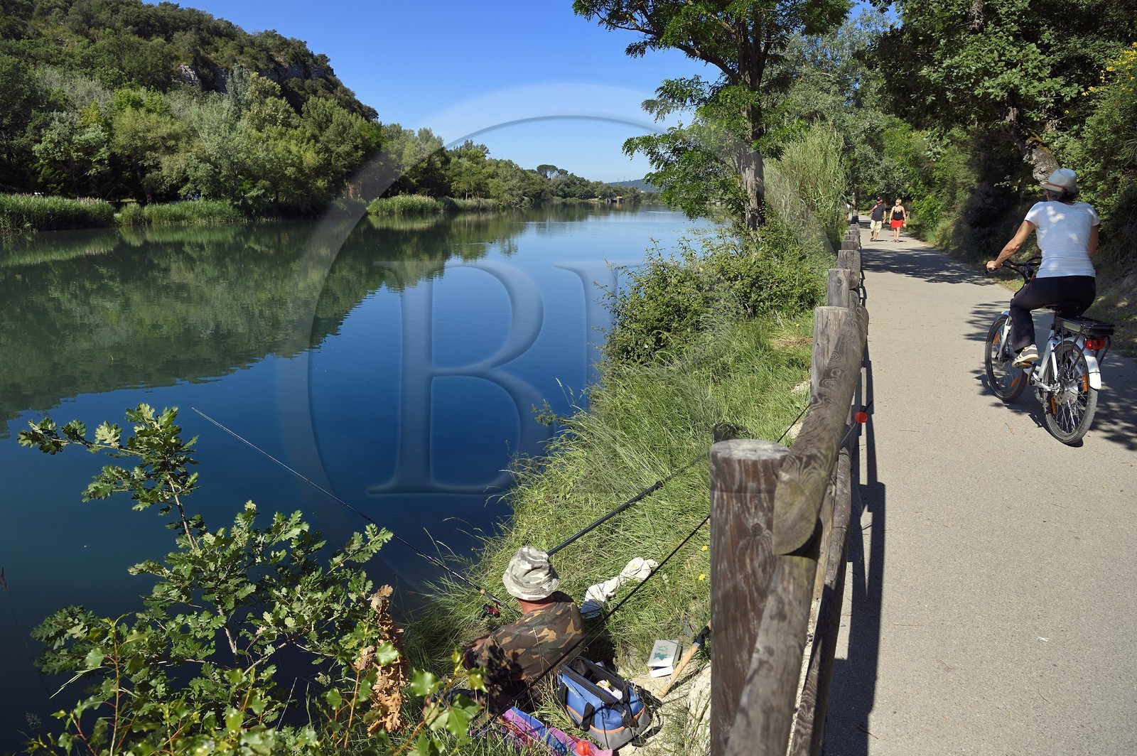 France, Alpes de Haute Provence, Parc Naturel Regional du Verdon (Natural Regional Park of Verdon), Gréoux les Bains, the banks of the Verdon river bike path, trout fishing