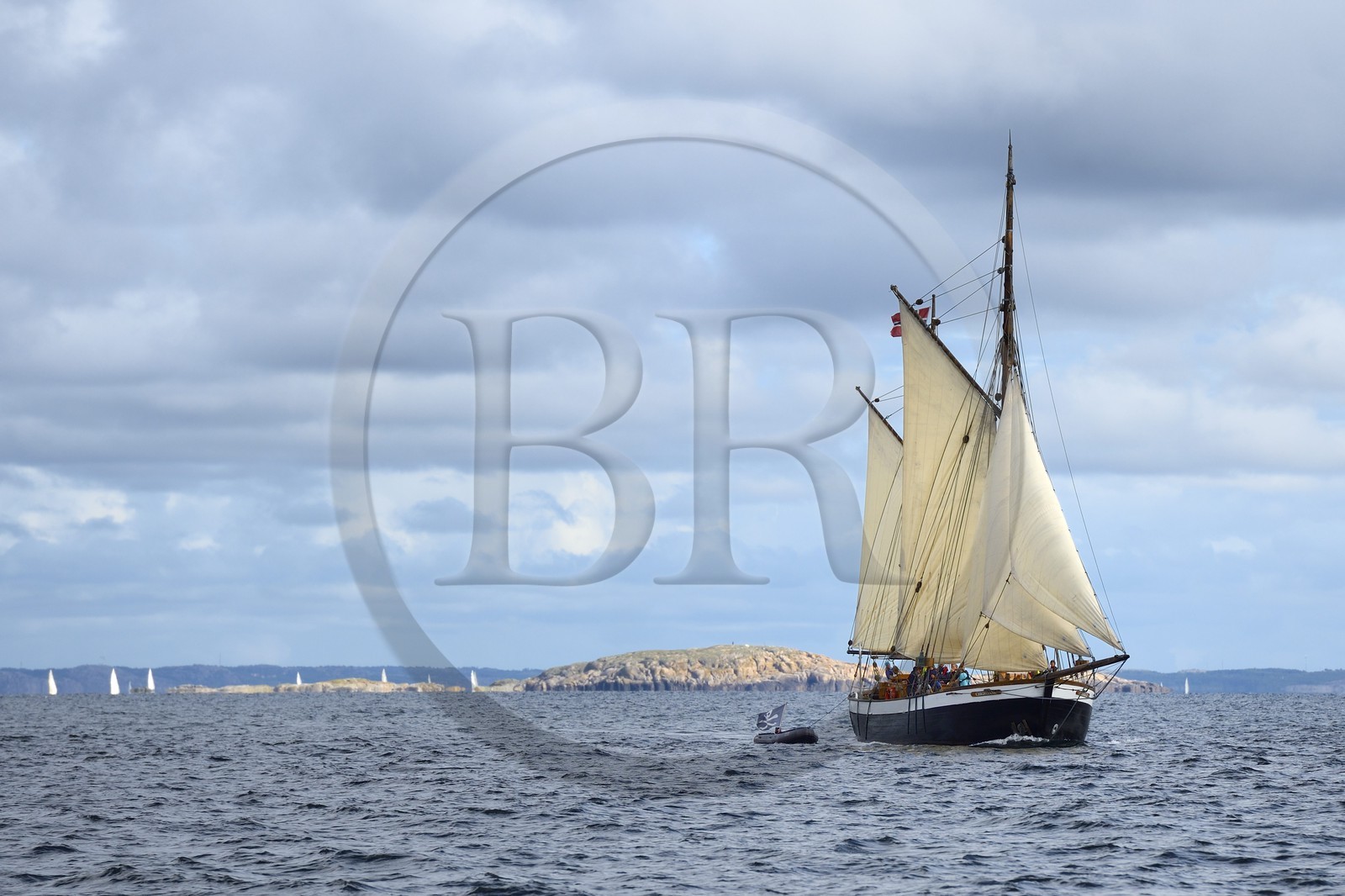 Sweden, Västra Götaland, traditional sailboat off Väderöarna (weather islands) off Fjällbacka