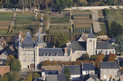 France, Loir-et-Cher (41), château de Talcy (vue aérienne)