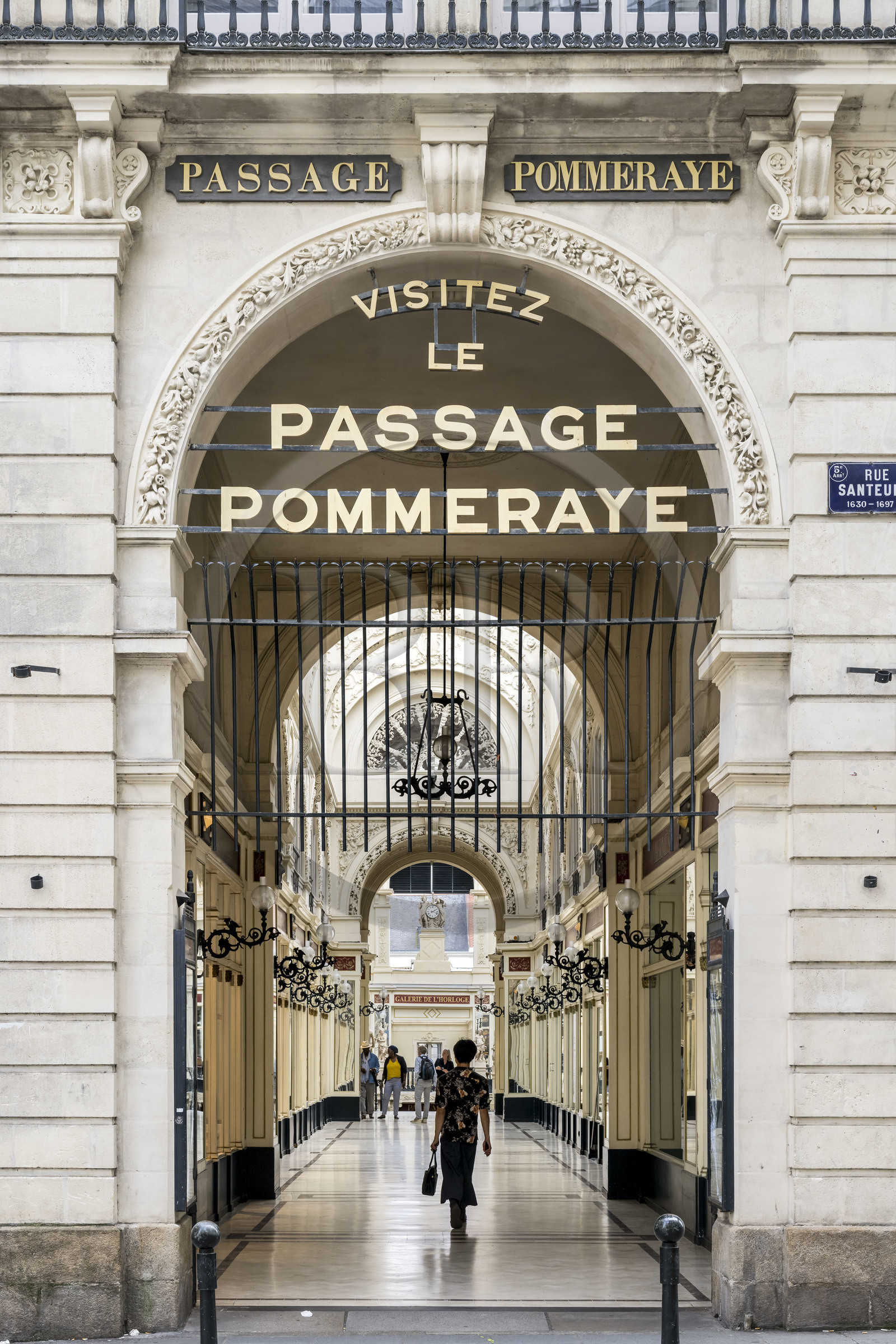 France, Loire-Atlantique (44), Nantes, quartier de Graslin, passage Pommeray, galerie marchande de 1843 conçue par les architectes Jean-Baptiste Buron et Hippolyte Durand Gasselin
