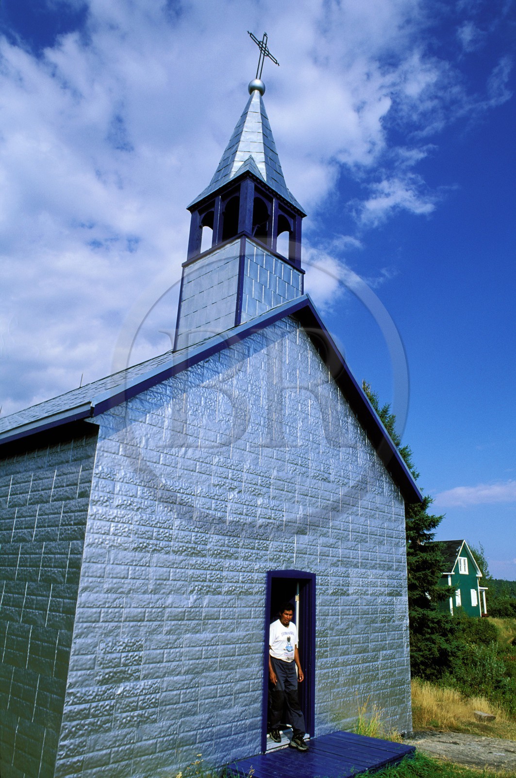 Canada, province de Québec, Réserve faunique de la Vérendrye, Grand Lac Victoria, église algonquine chrétienne
