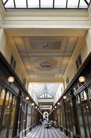 France, Paris (75), Galerie Vero-Dodat entre la rue Jean-Jacques-Rousseau et la rue du Bouloi