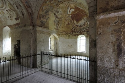 France, Loir-et-Cher (41), Montoire-sur-le-Loir, la chapelle Saint-Gilles, fresques romanes réalisées entre le XIe et le XIIIe siècle