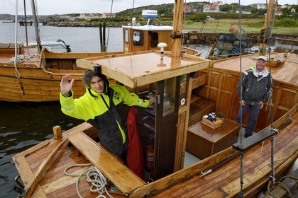 Suède, Västra Götaland, Grebbestad, ferme ostréicole de Everts Sjöbod (Boathouse Evert), sortie en mer avec Lars Karlsson