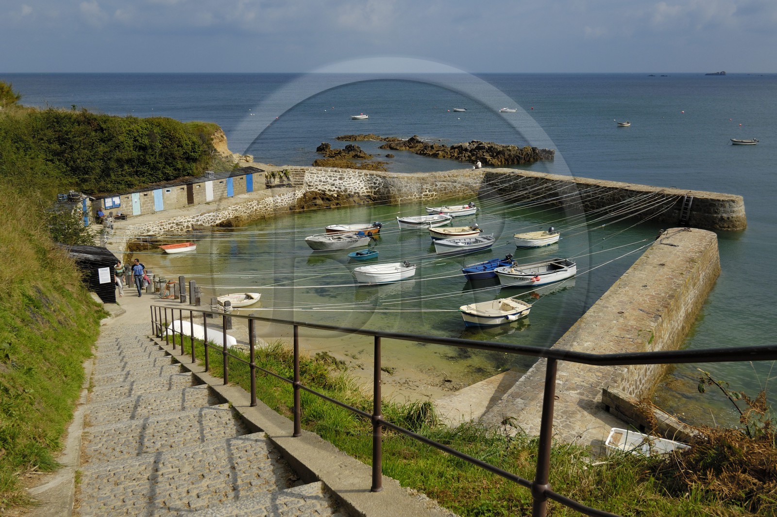 France, Manche (50), Cap de la Hague, Port Racine, plus petit port de France