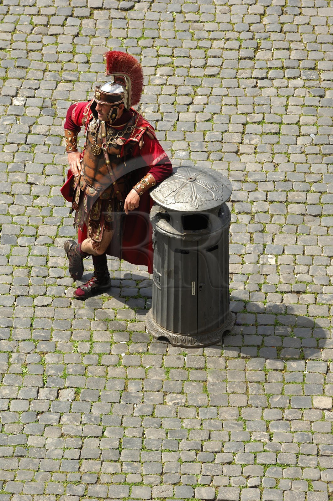 Italy, Lazio, Rome, historical center listed as World Heritage by UNESCO, the Roman Forum, extras dressed as Roman soldiers to pose with tourists