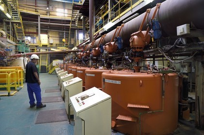 France, Ile de la Reunion, Saint-Louis, l'usine sucrière du Gol, fabrication du sirop à base de la canne à sucre
