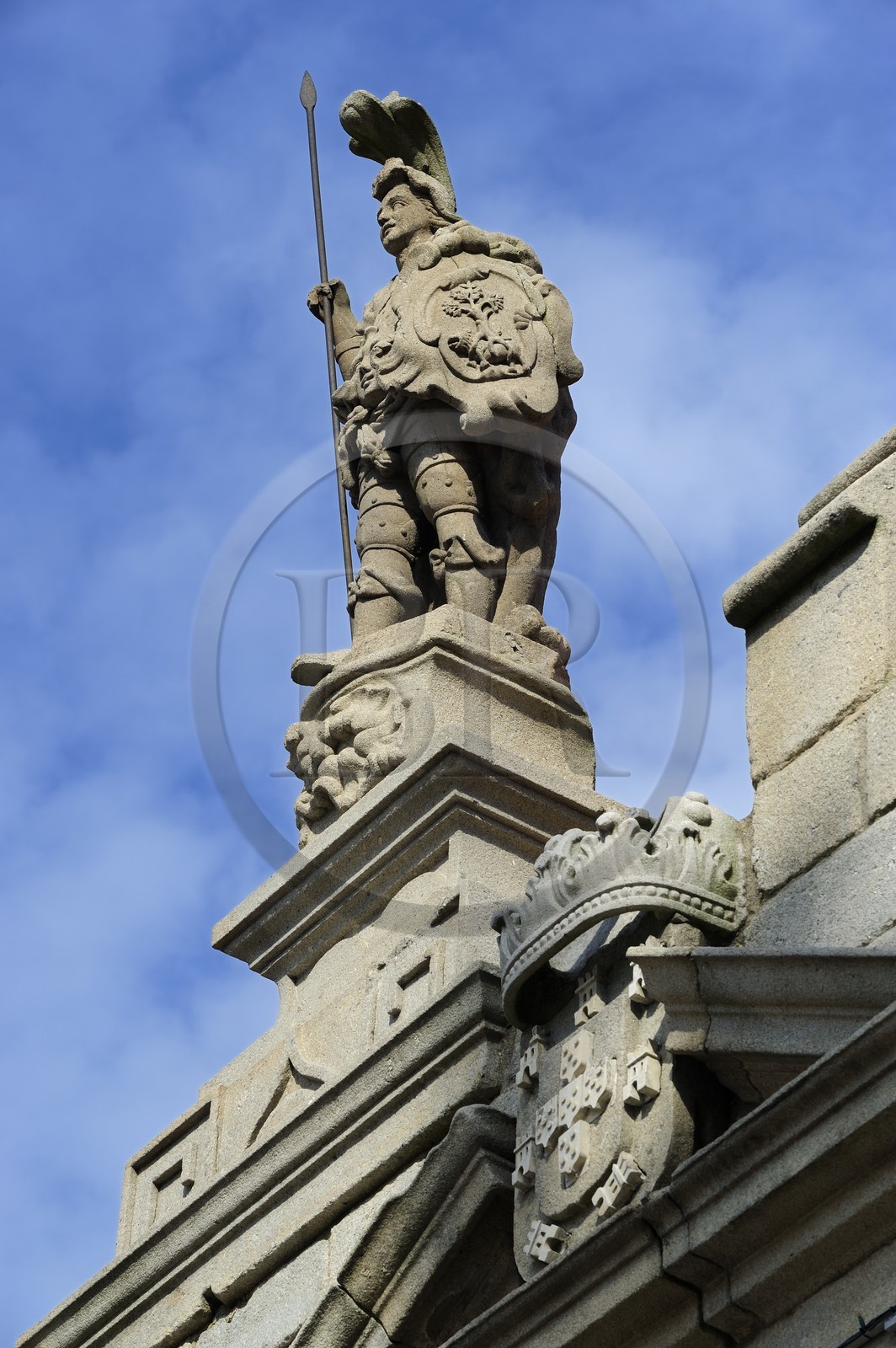 Portugal, région du Minho, Guimaraes, ville classée Patrimoine Mondial de l' UNESCO, ancien Hotel de Ville sur la place Largo da Oliveira