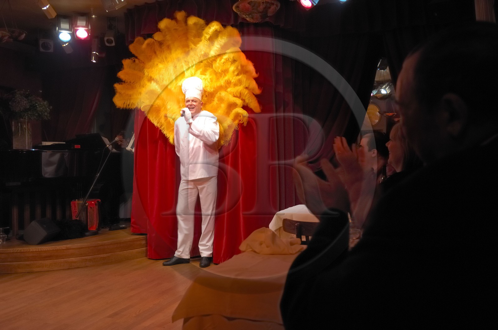 France, Paris (75), le cabaret Chez Raymonde