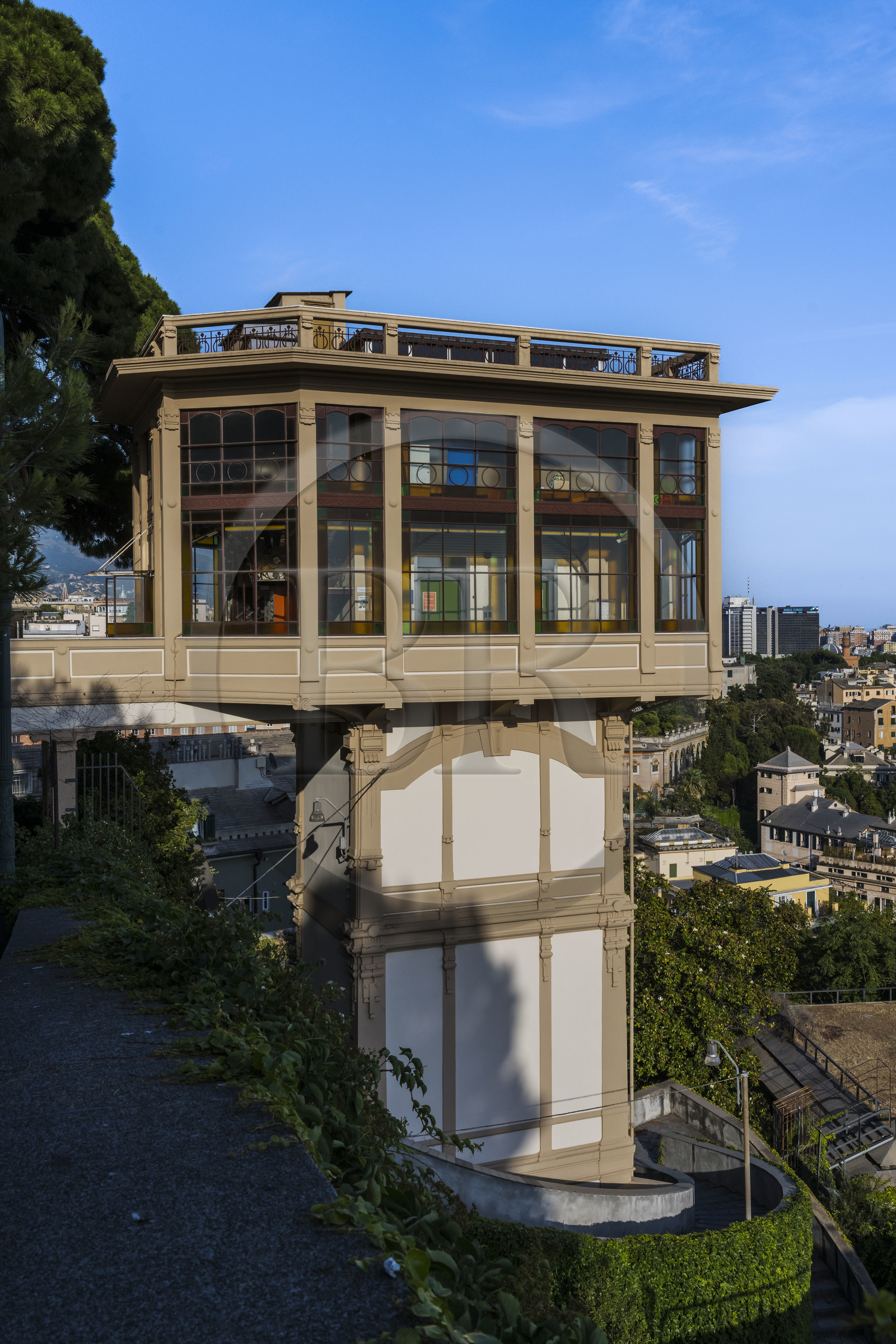 Italie, Ligurie, Gênes, Belvédère du Castelletto, ascenseur public Castelletto Levante