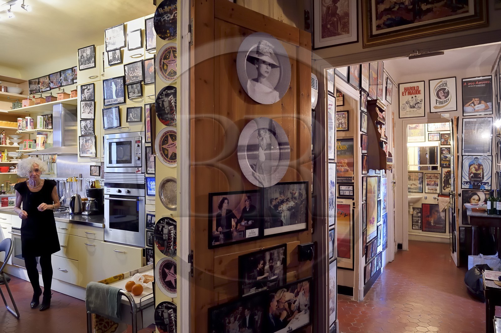 France, Var (83), Toulon, Philippe Mouren, Monsieur Cinéma qui collectionne les affiches de films dans son appartement avec une affection toute particulière pour Mylène Demongeot
