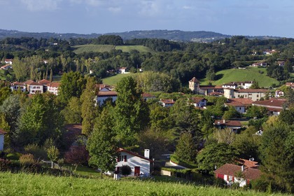 France, Pyrénées-Atlantiques (64), Pays-Basque, le village d'Espelette
