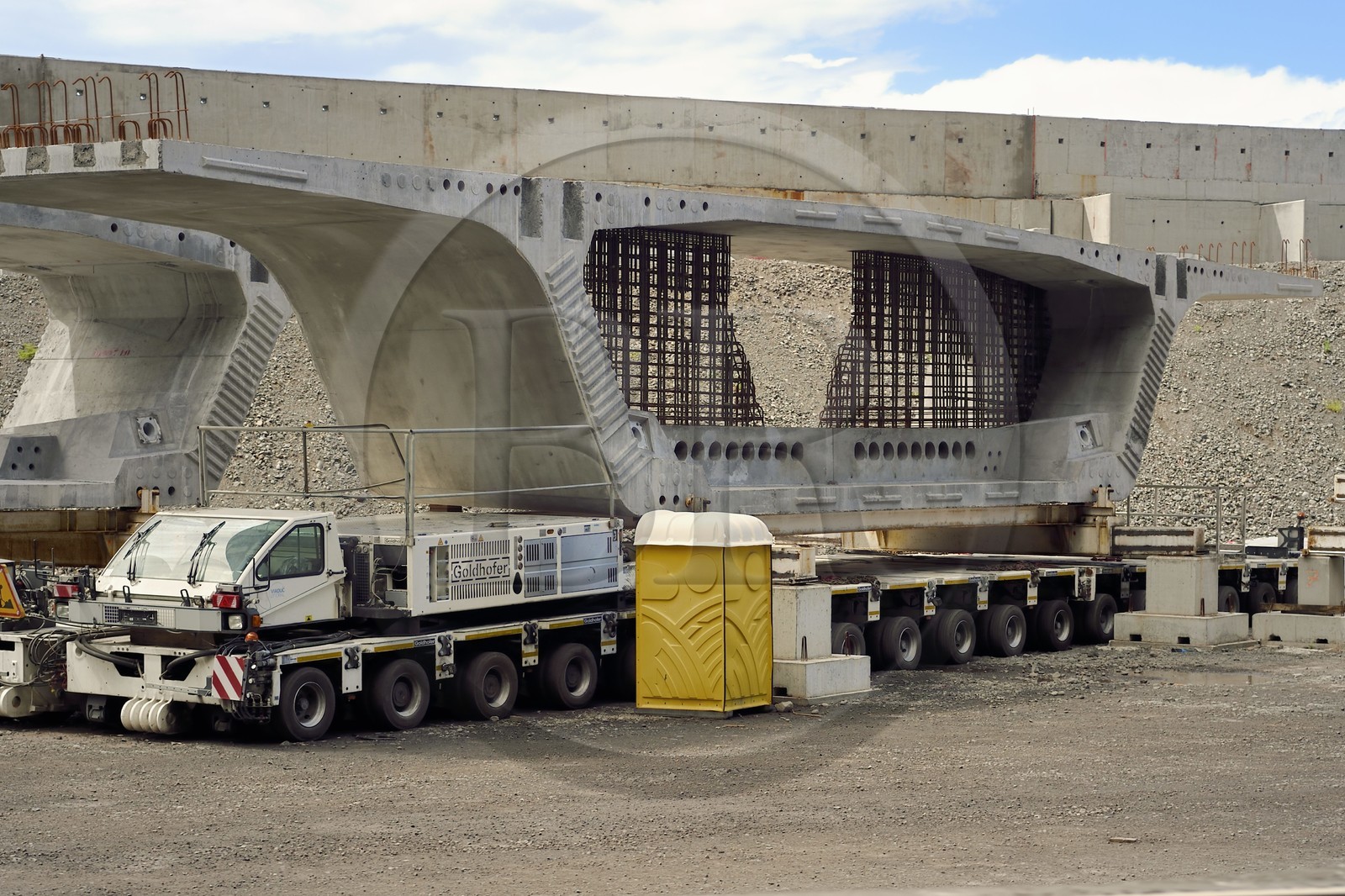 France, Ile de la Reunion, La Possession, chantier de la Nouvelle Route du Littoral (NRL), viaduc maritime long de 5,4 km entre la capitale Saint-Denis et le principal port de commerce à l’Ouest