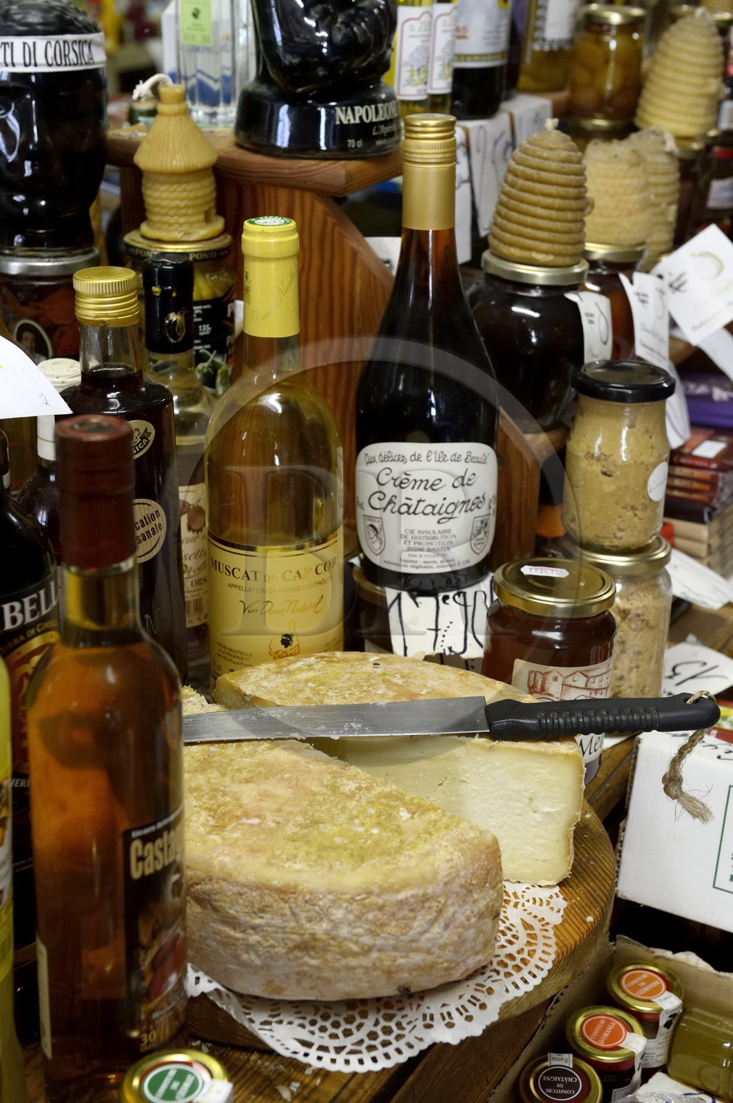 France, Haute-Corse (2B), Corte, l'Epicerie Casa Curtinese, boutique de spécialités corses