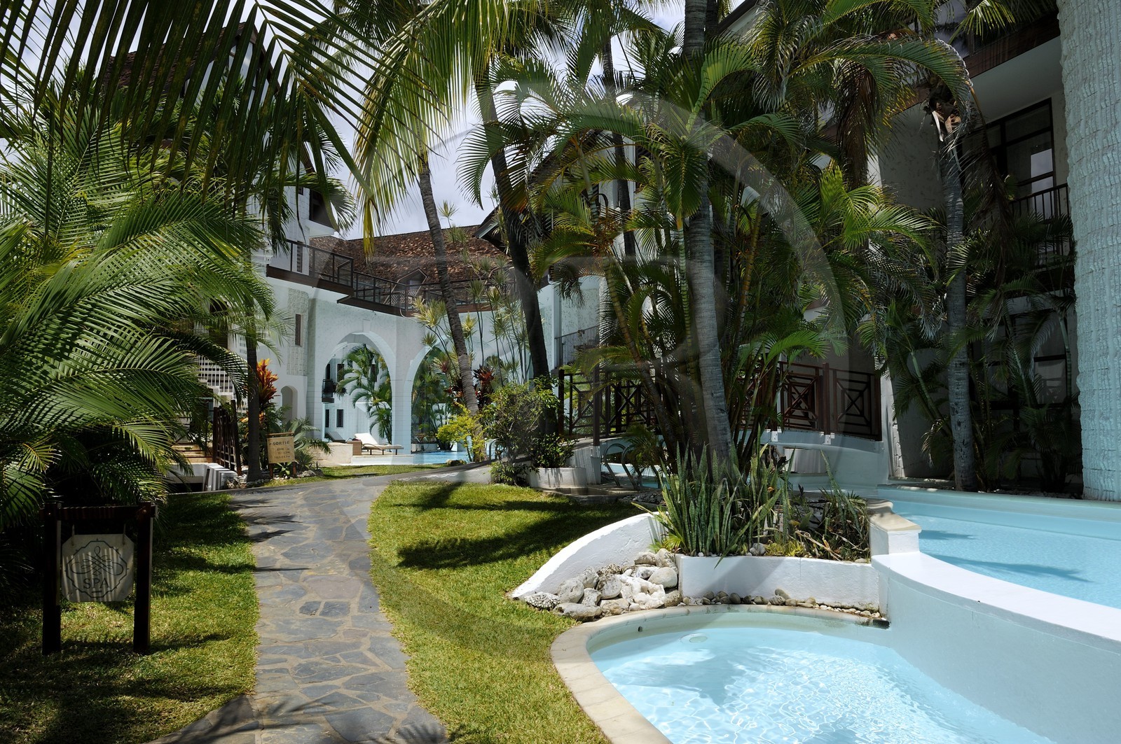 France, île de la Réunion, la Côte Ouest, commune de Saint Gilles les Bains, plage de Boucan Canot, l'hôtel de luxe Le Saint Alexis