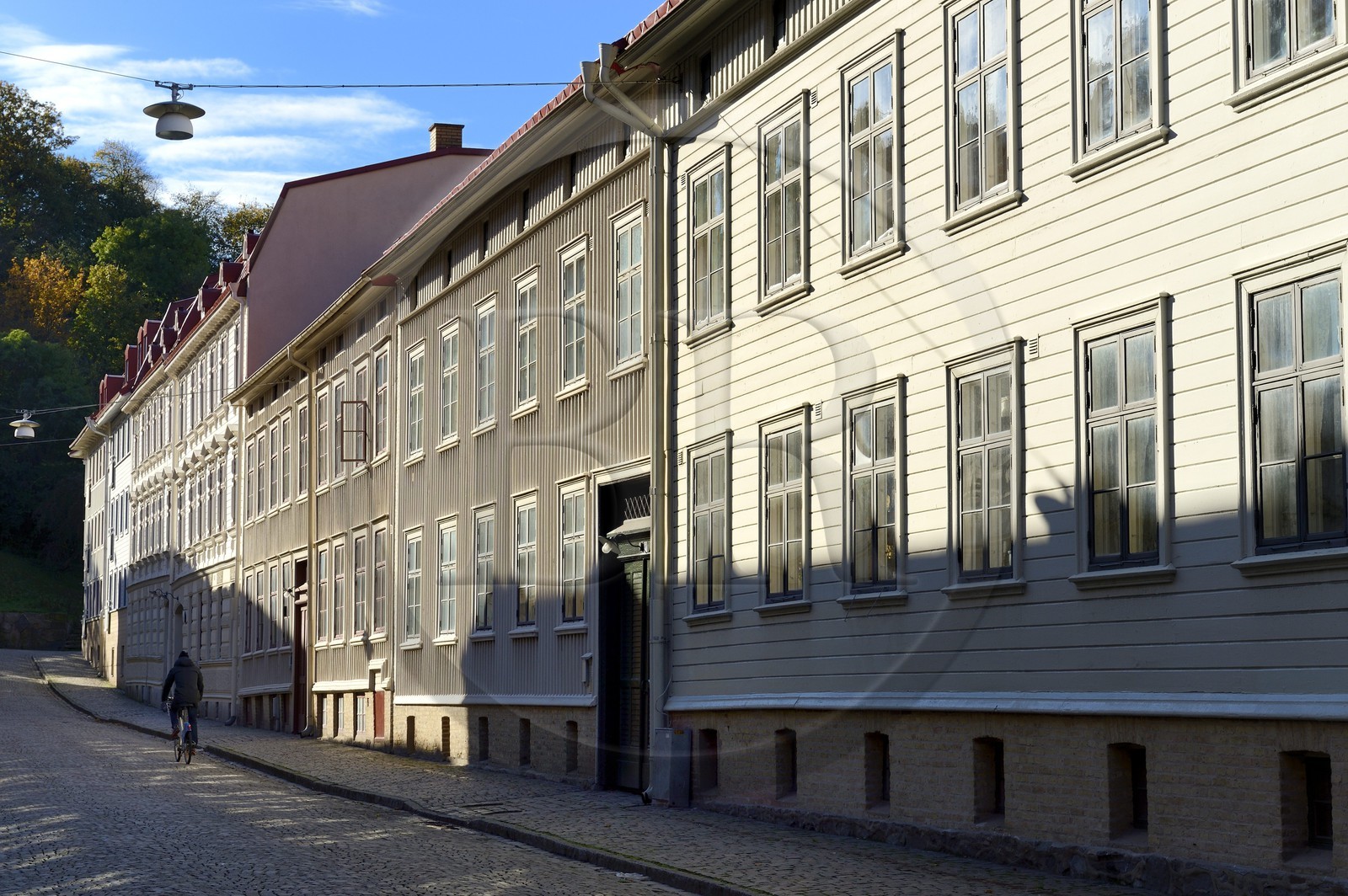 Suède, Västra Götaland, Göteborg (Gothenburg), quartier de Haga, maison en bois dans la rue Vastra Skansgatan