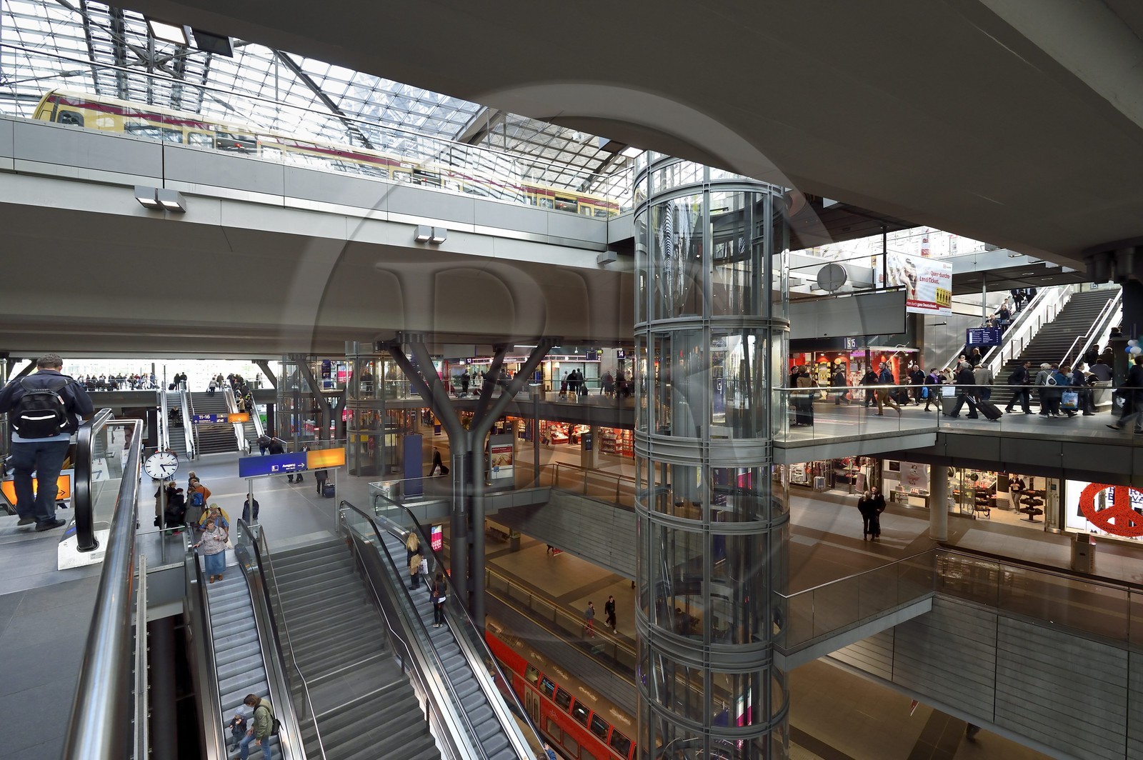 Germany, Berlin, Hauptbahnof central train station by architect Meinhard von Gerkan