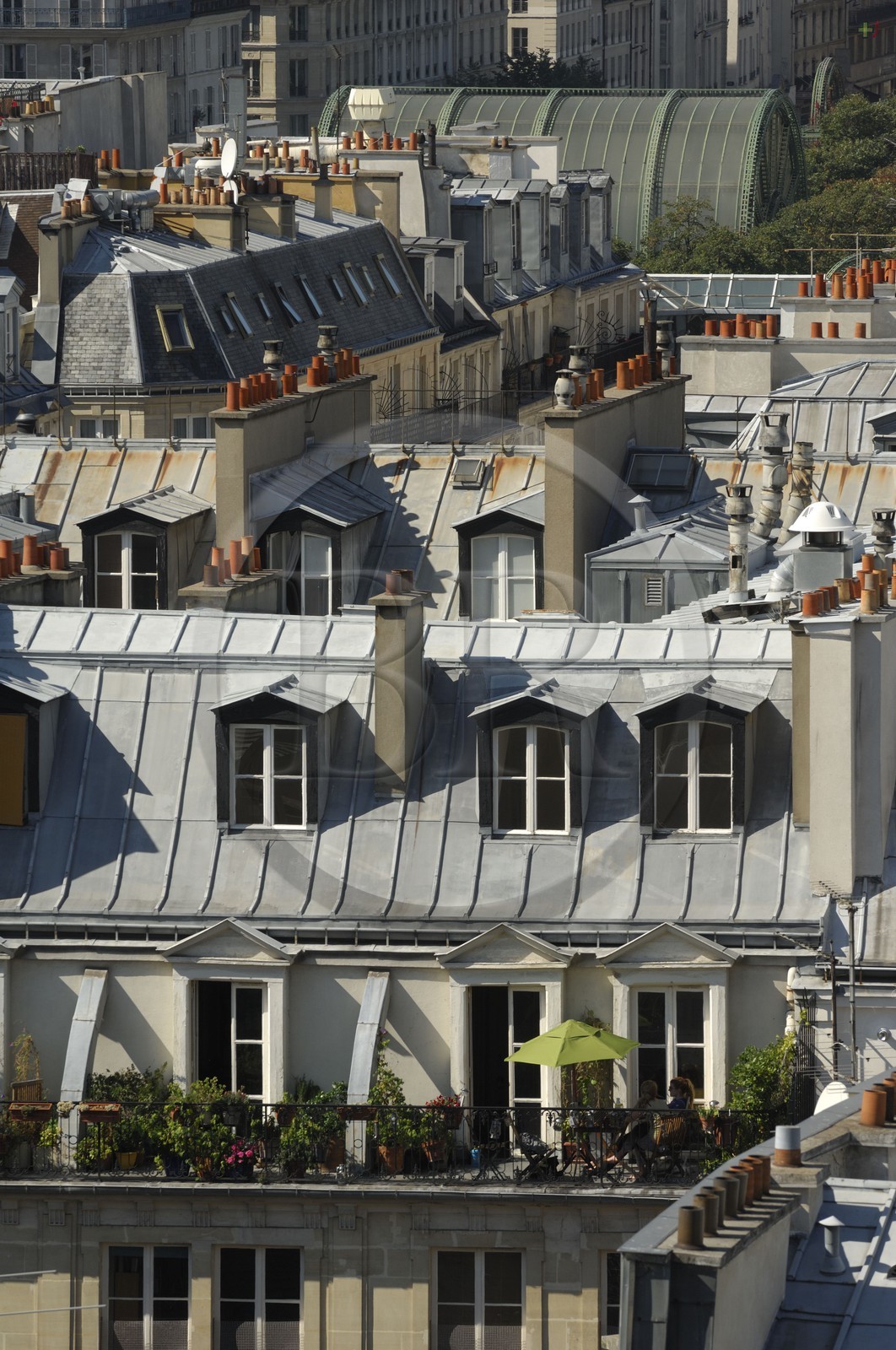 France, Paris (75), Beaubourg area, roofs of the city