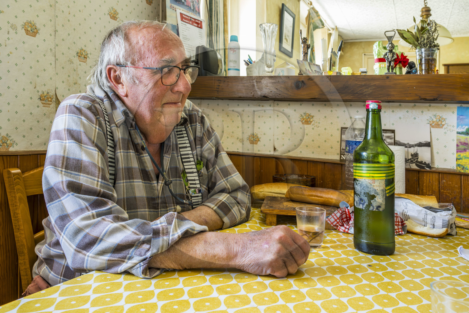 France, Finistère, Iroise Sea, Ouessant Island, Eugene Malgorn, former Ouessantin merchant seaman, in his house