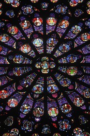 France, Paris (75), île de la Cité, la cathédrale Notre-Dame, rosace de la façade sud