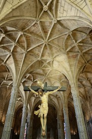 Portugal, Lisbonne, Bélem, Monastere des Hiéronymites (Mosteiro dos Jerónimos), classé Patrimoine Mondial de l'UNESCO, église Santa Maria, la décoration des piliers et de la voute sont de Joao de Castilho dans le pure style manuélin