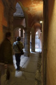 France, Rhone, Lyon, historical site listed as World Heritage by UNESCO, Vieux Lyon (Old Town), traboule (small passageway) connecting the 6 rue des Trois Maries to the 6 rue Saint Jean