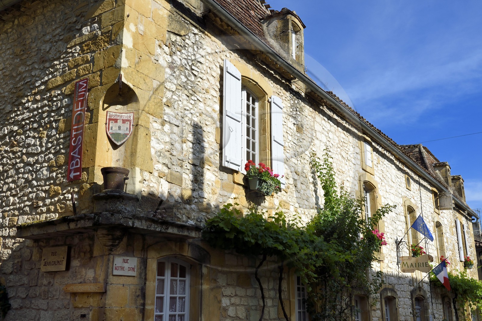 France, Dordogne, Perigord Pourpre, Monpazier, labelled Les Plus Beaux Villages de France (The Most Beautiful Villages in France), town hall