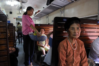 Vietnam, day train from Lao Cai to Hanoi, class Sat hard without climatisation