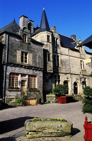 France, Morbihan, town of Rochefort en Terre, old houses in the main street