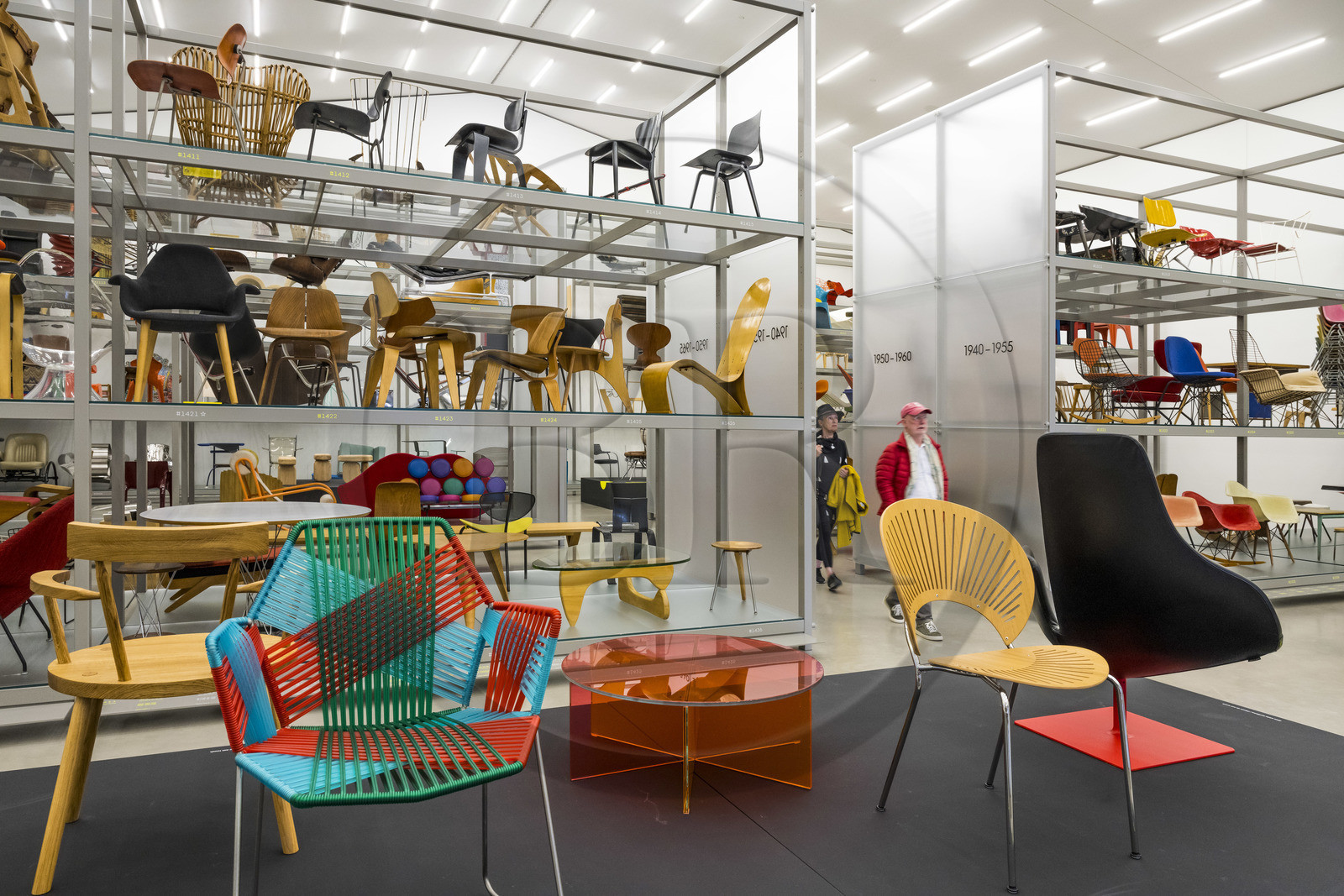 Allemagne, Bade-Wurtemberg, Weil am Rhein près de Bâle, le Vitra Campus, le Vitra Schaudepot (2016) par les architectes Herzog et de Meuron présente au public des objets majeurs de la vaste collection Vitra