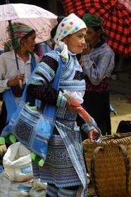 Vietnam, province de Lao Cai, région Nord-Ouest de Sapa, le marché multi-éthnique de Muong Hum